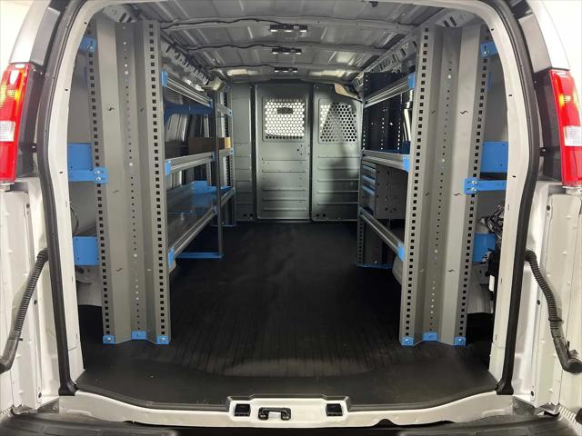 2025 GMC Savana Cargo RWD 2500 Regular Wheelbase Work Van