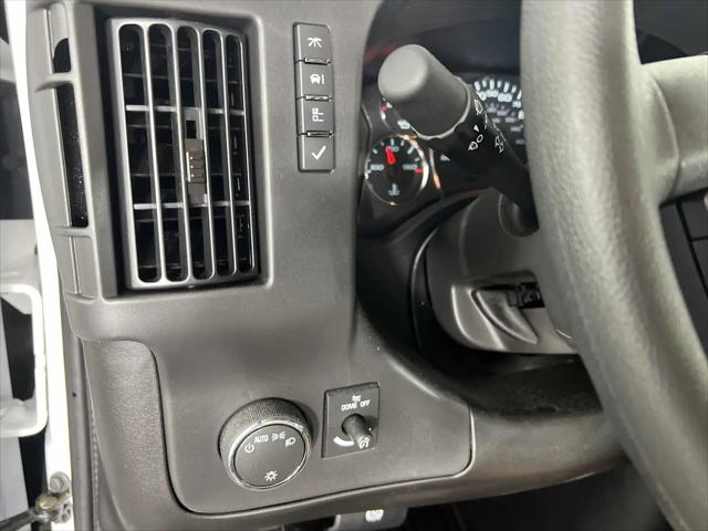 2025 GMC Savana Cargo RWD 2500 Regular Wheelbase Work Van