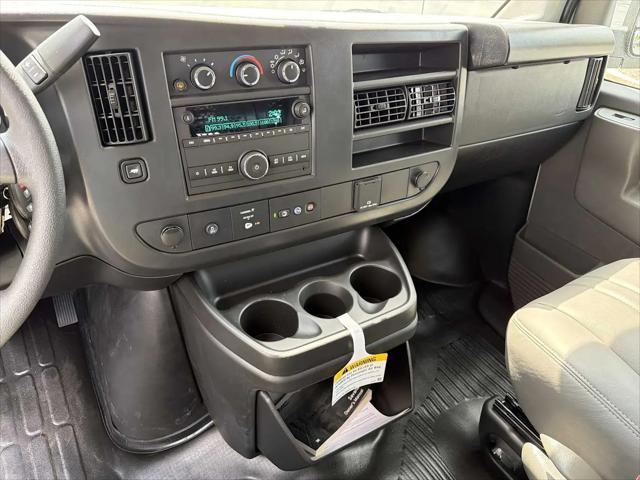 2025 GMC Savana Cargo RWD 2500 Regular Wheelbase Work Van