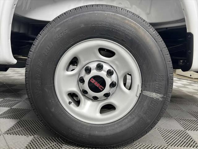 2025 GMC Savana Cargo RWD 2500 Regular Wheelbase Work Van