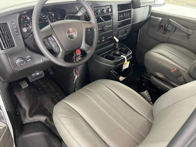2025 GMC Savana Cargo RWD 2500 Regular Wheelbase Work Van