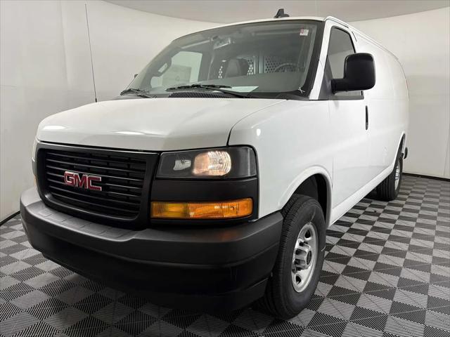 2025 GMC Savana Cargo RWD 2500 Regular Wheelbase Work Van