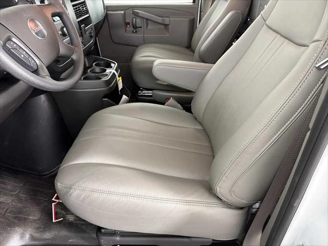 2025 GMC Savana Cargo RWD 2500 Regular Wheelbase Work Van