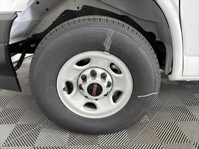 2025 GMC Savana Cargo RWD 2500 Regular Wheelbase Work Van