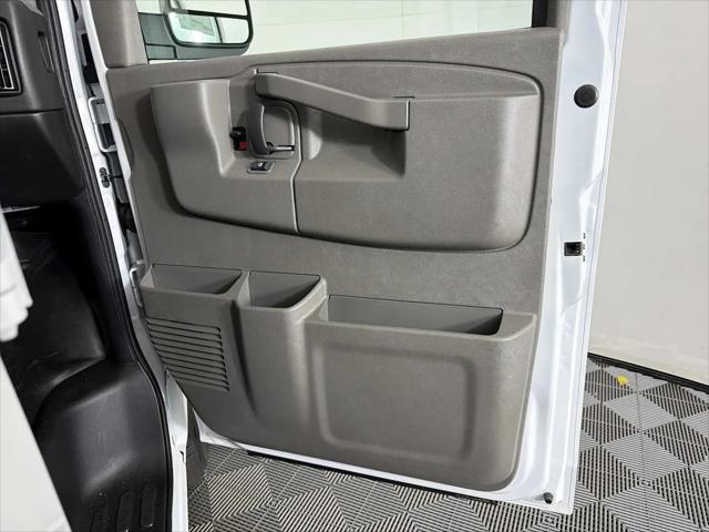 2025 GMC Savana Cargo RWD 2500 Regular Wheelbase Work Van