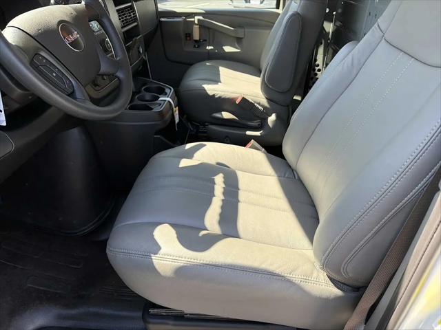 2025 GMC Savana Cargo RWD 2500 Regular Wheelbase Work Van