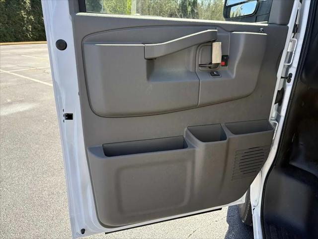 2025 GMC Savana Cargo RWD 2500 Regular Wheelbase Work Van