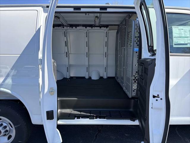 2025 GMC Savana Cargo RWD 2500 Regular Wheelbase Work Van