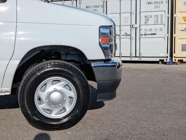 2026 Ford E-350 Cutaway E-Series Cutaway