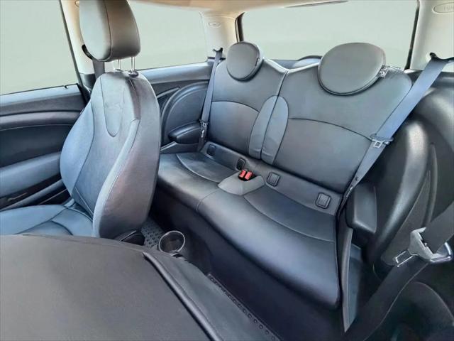 2010 MINI Cooper Cooper