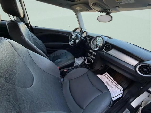 2010 MINI Cooper Cooper
