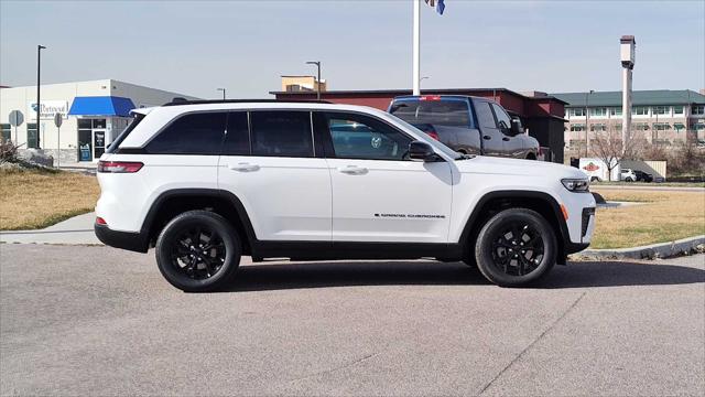 2026 Jeep Grand Cherokee Altitude 4x4