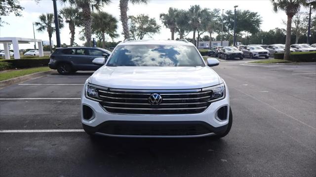 2026 Volkswagen Atlas SE with Technology