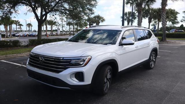 2026 Volkswagen Atlas SE with Technology