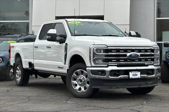 2025 Ford F-350 LARIAT