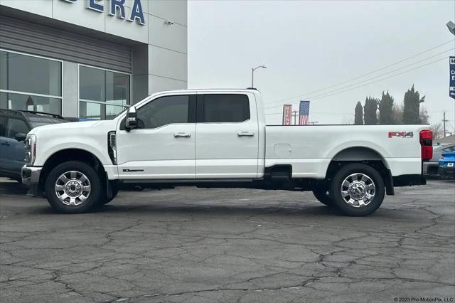 2025 Ford F-350 LARIAT