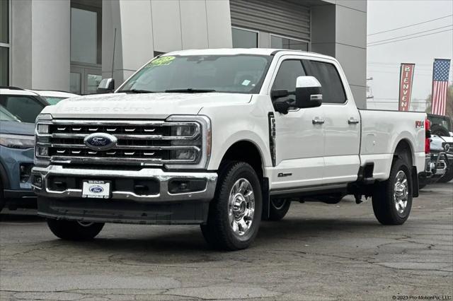 2025 Ford F-350 LARIAT