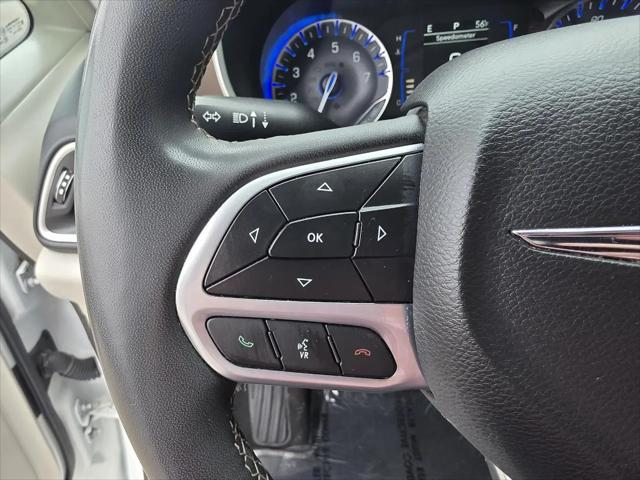 2022 Chrysler Voyager LX