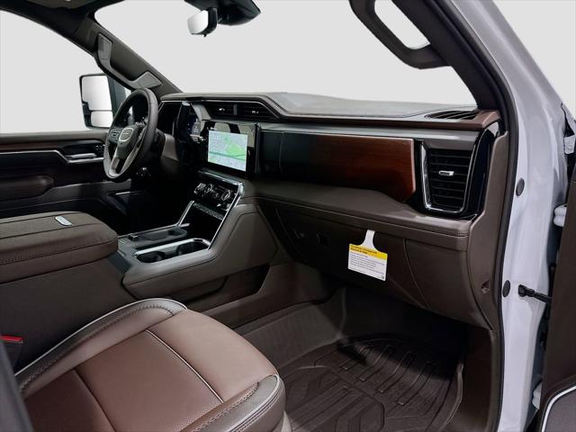 2026 GMC Sierra 2500HD Crew Cab, Standard Bed, Denali, 4WD