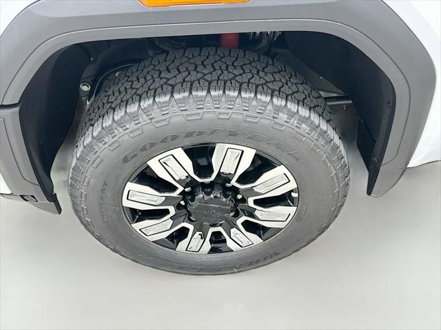 2026 GMC Sierra 2500HD Crew Cab, Standard Bed, Denali, 4WD