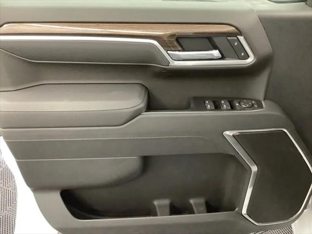 2026 Chevrolet Silverado 1500 4WD Crew Cab Short Bed RST