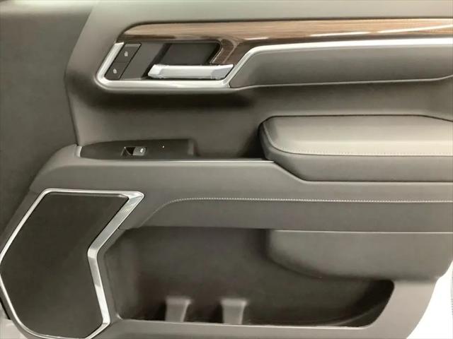 2026 Chevrolet Silverado 1500 4WD Crew Cab Short Bed RST