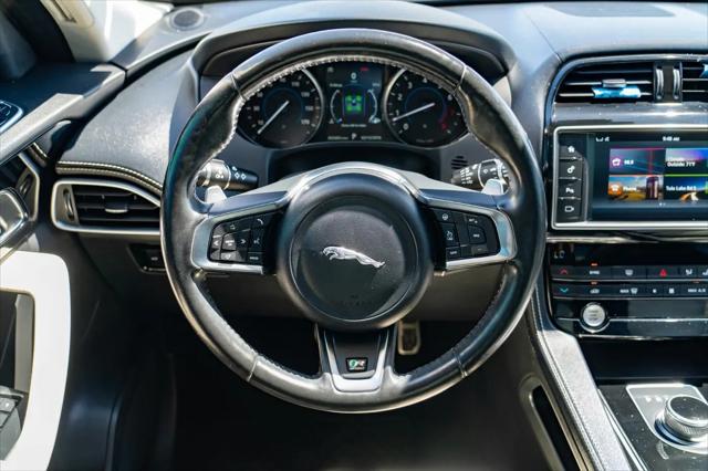 2018 Jaguar F-PACE 25t R-Sport
