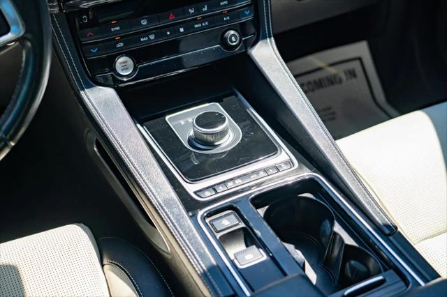 2018 Jaguar F-PACE 25t R-Sport