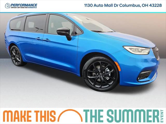 2026 Chrysler Pacifica Select for sale in Columbus, OH