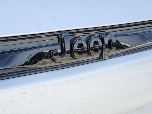 2026 Jeep Grand Cherokee Limited 4x2
