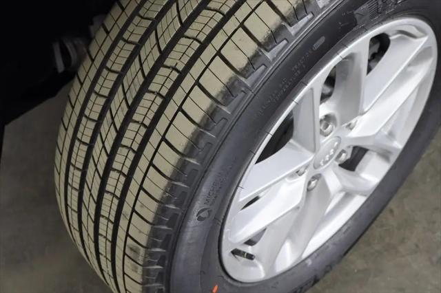 2026 Jeep Grand Cherokee L Altitude 4x2