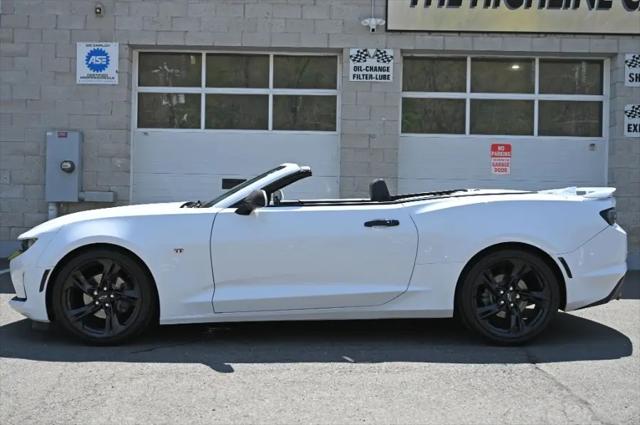 2021 Chevrolet Camaro RWD Convertible 2LT