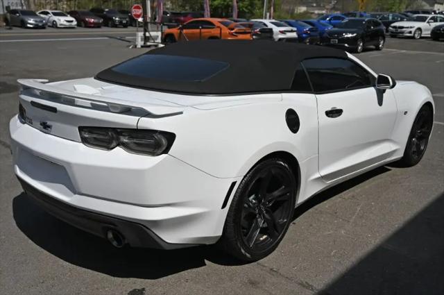 2021 Chevrolet Camaro RWD Convertible 2LT