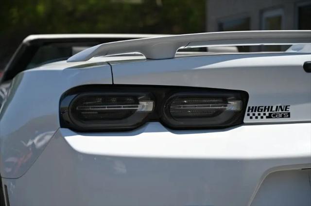 2021 Chevrolet Camaro RWD Convertible 2LT