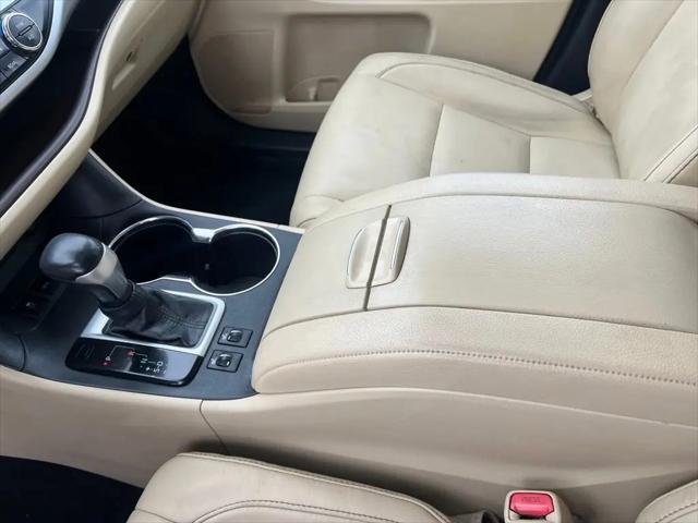2018 Toyota Highlander SE