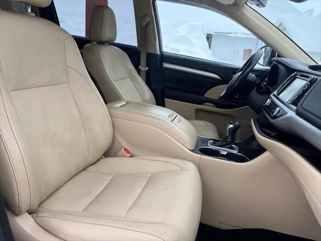 2018 Toyota Highlander SE