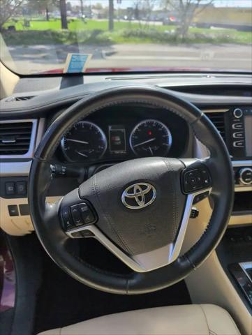 2018 Toyota Highlander SE