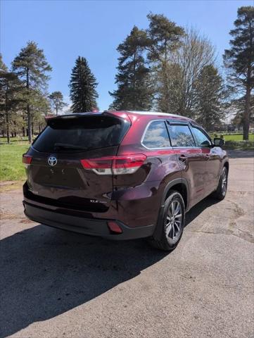 2018 Toyota Highlander SE