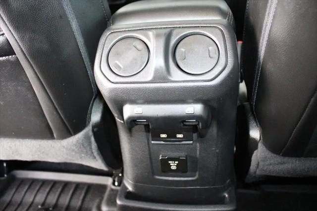2022 Jeep Wrangler Unlimited Sahara Altitude 4x4