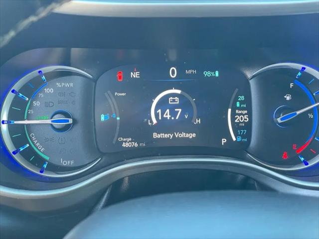 2023 Chrysler Pacifica Hybrid Touring L