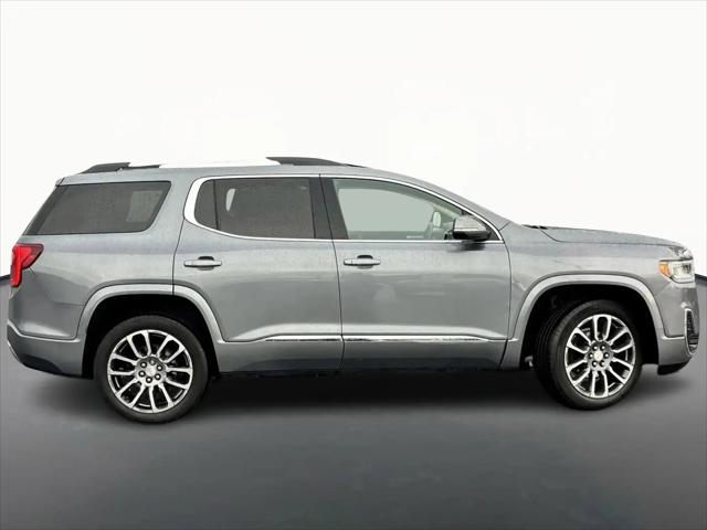 2022 GMC Acadia Denali