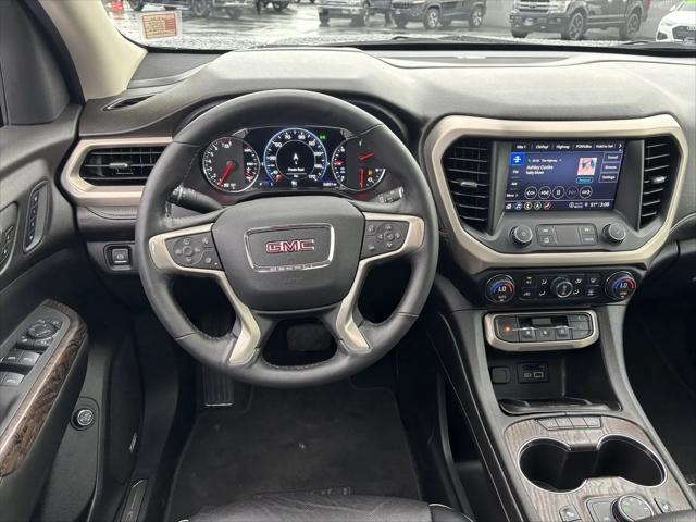 2022 GMC Acadia Denali