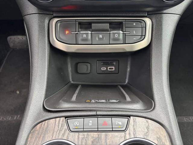 2022 GMC Acadia Denali