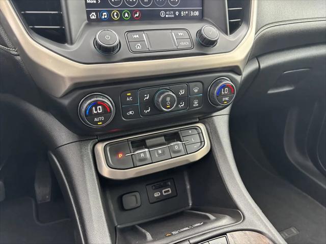 2022 GMC Acadia Denali