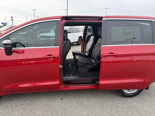 2026 Chrysler Voyager LX