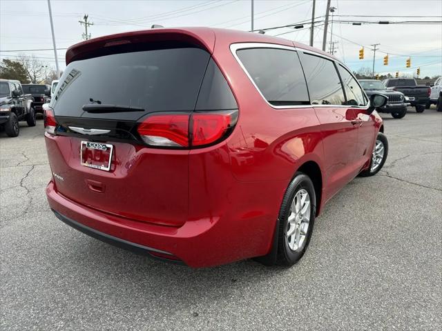 2026 Chrysler Voyager LX