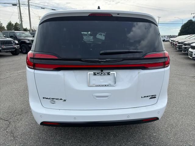 2026 Chrysler Pacifica Limited AWD