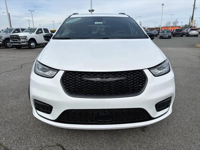 2026 Chrysler Pacifica Limited AWD