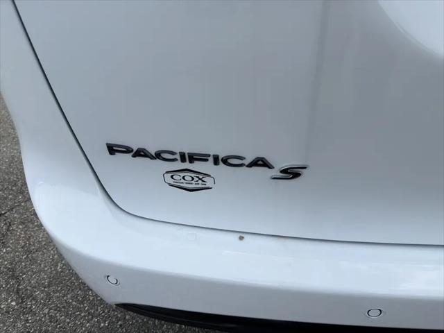 2026 Chrysler Pacifica Limited AWD