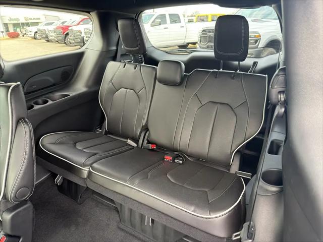 2026 Chrysler Pacifica Limited AWD